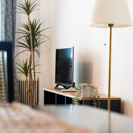 Central Living Apartment Opera Vienna Esterno foto