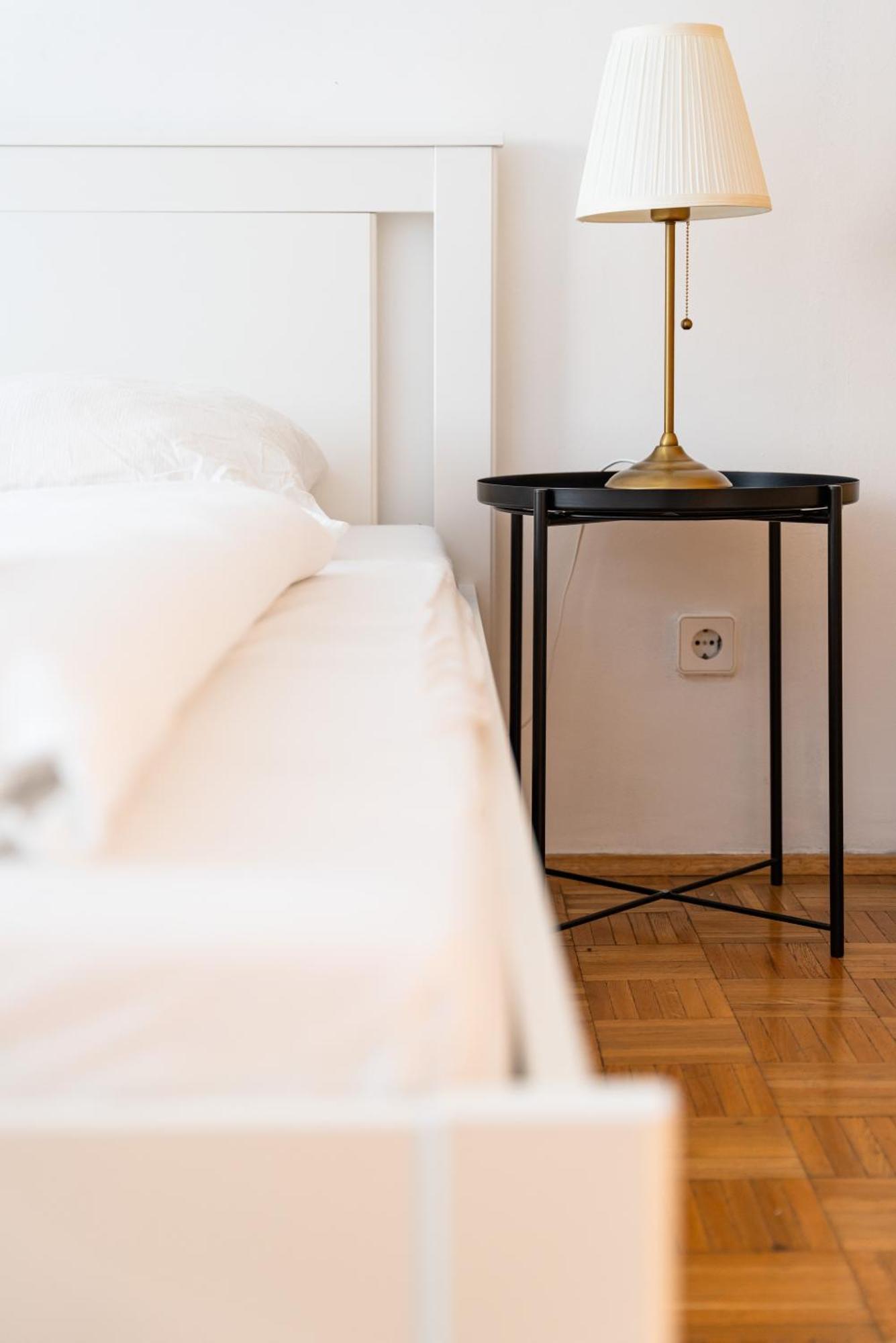 Central Living Apartment Opera Vienna Esterno foto