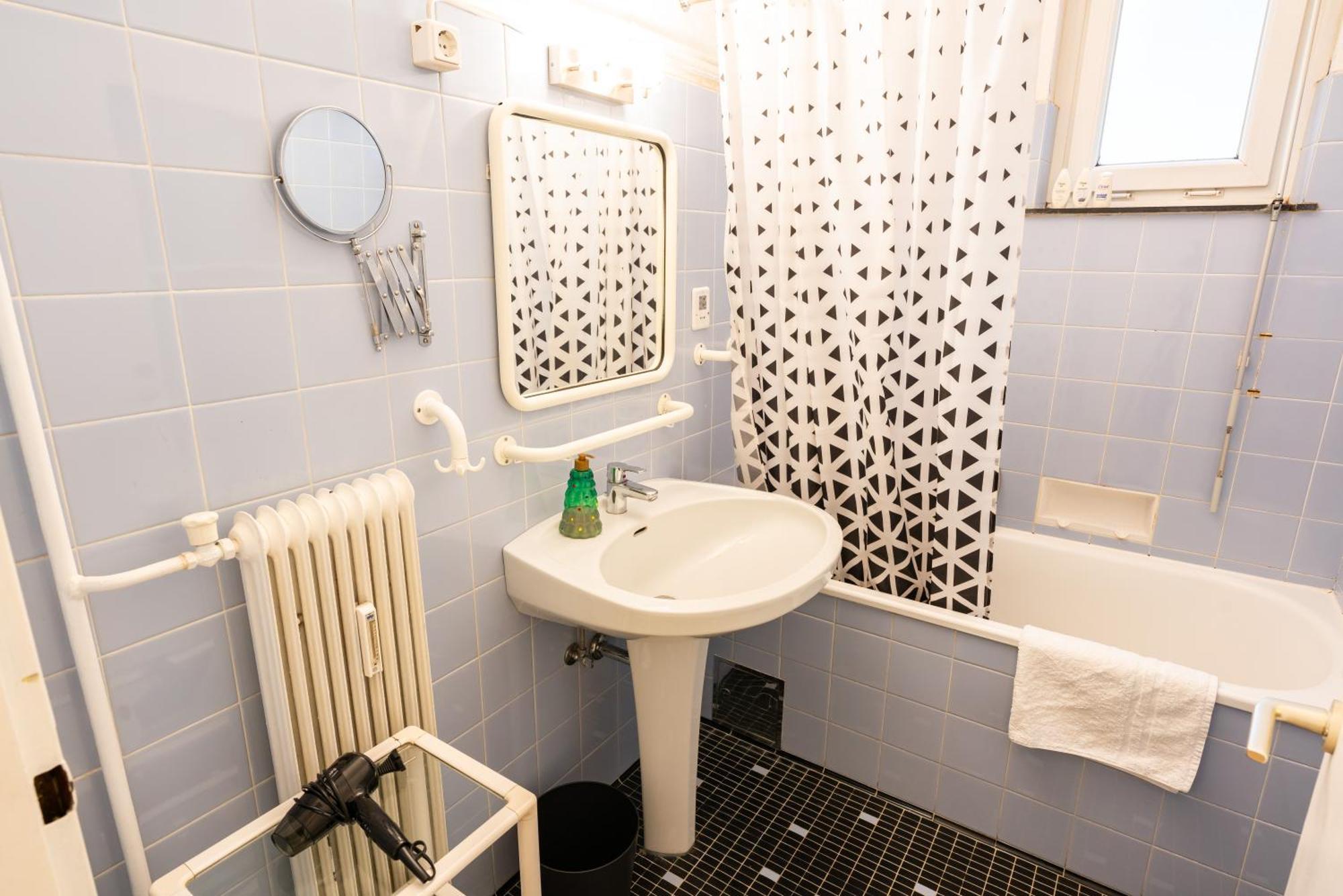 Central Living Apartment Opera Vienna Esterno foto
