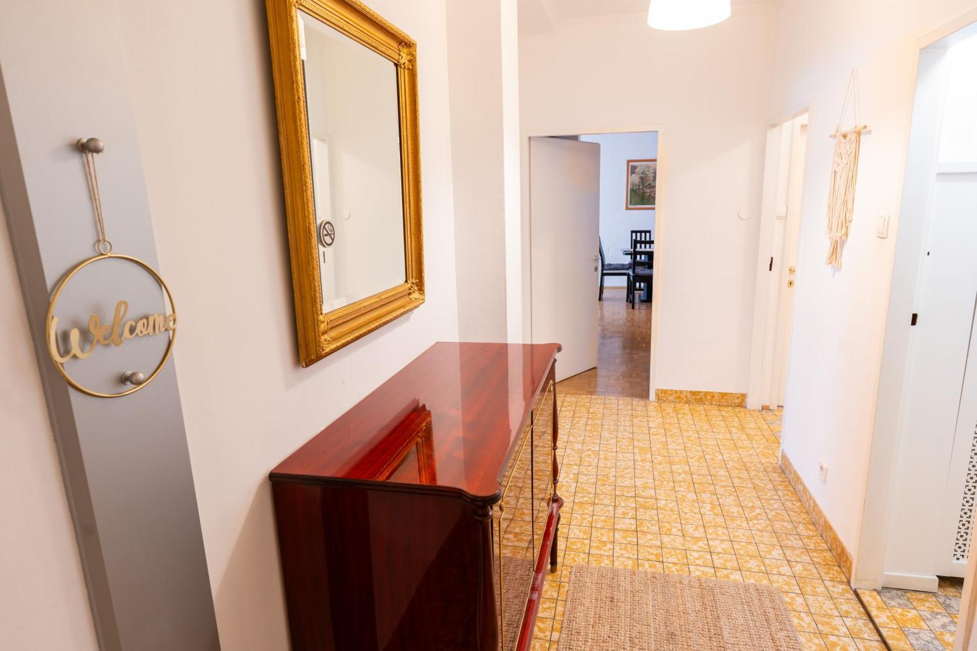 Central Living Apartment Opera Vienna Esterno foto